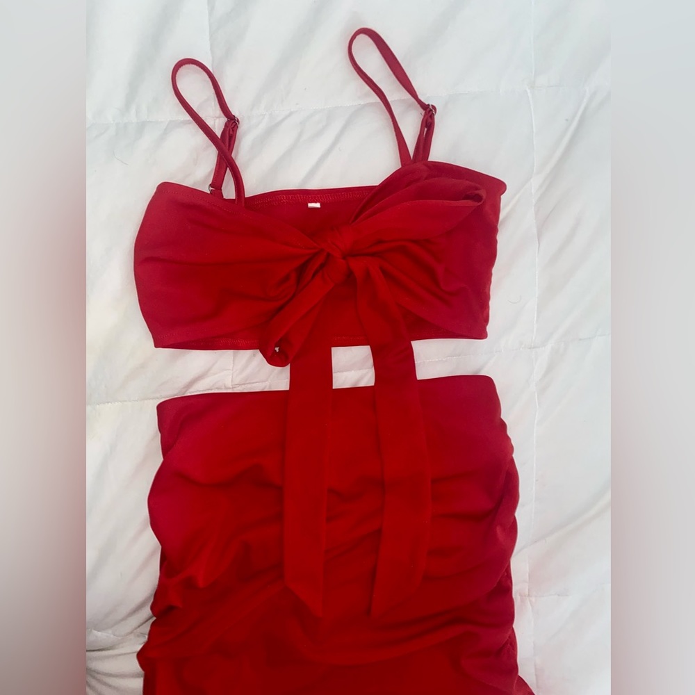 Two-Piece Set - Red Mini Ruffle Skirt & Tie-Front crop top - Picture 8 of 12